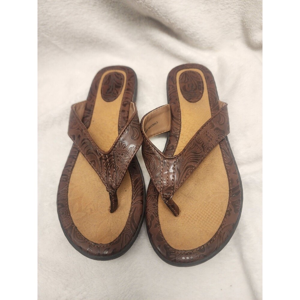 b.o.c. Born Concept Flip Flops Brown Tooled Floral Embossed Womens 8M